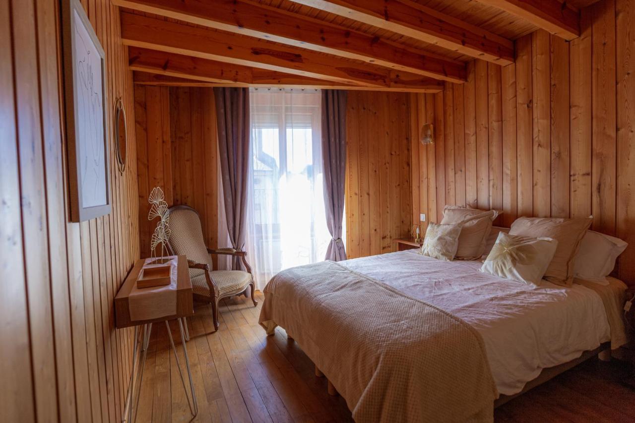 La Cabane Du Petit Tour ลองกอญ ภายนอก รูปภาพ