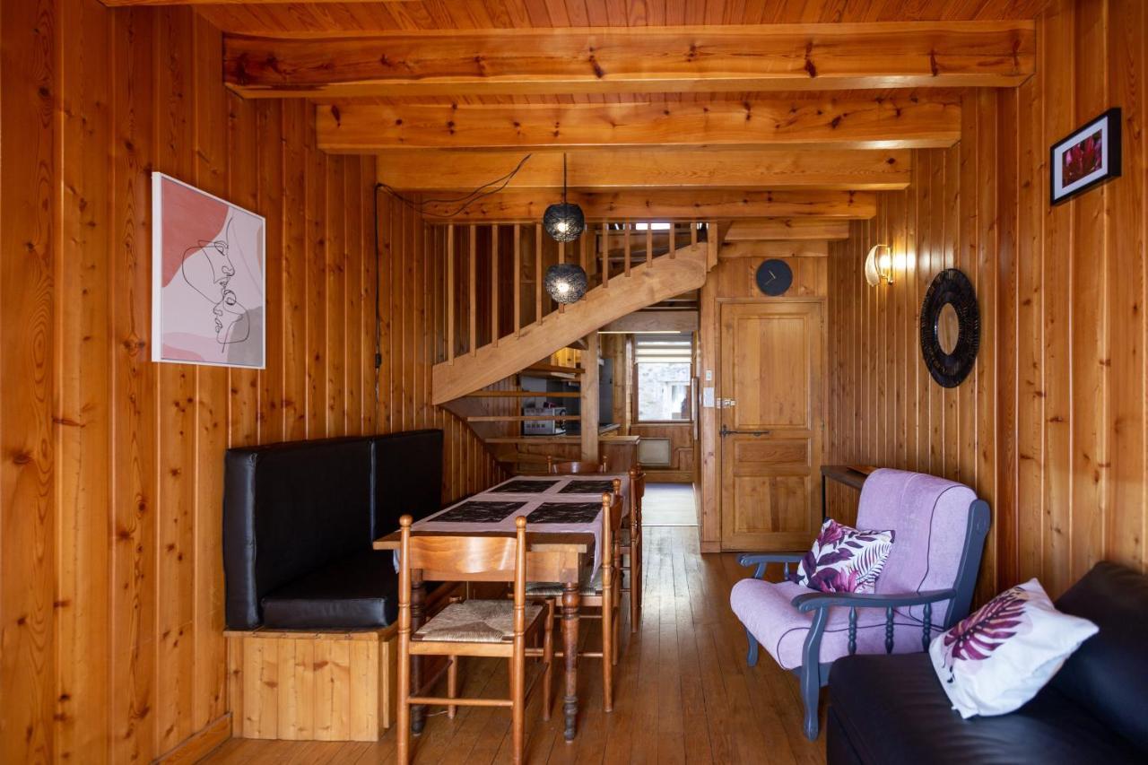 La Cabane Du Petit Tour ลองกอญ ภายนอก รูปภาพ